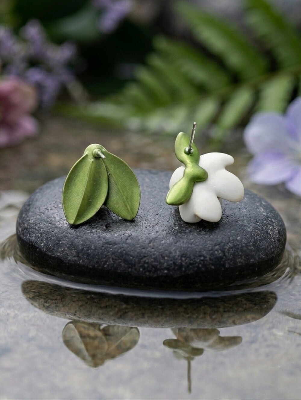 Mismatched Flower and Leaf Resin Stud Earrings 925 Silver Post Cottagecore 1" - Picture 9 of 16